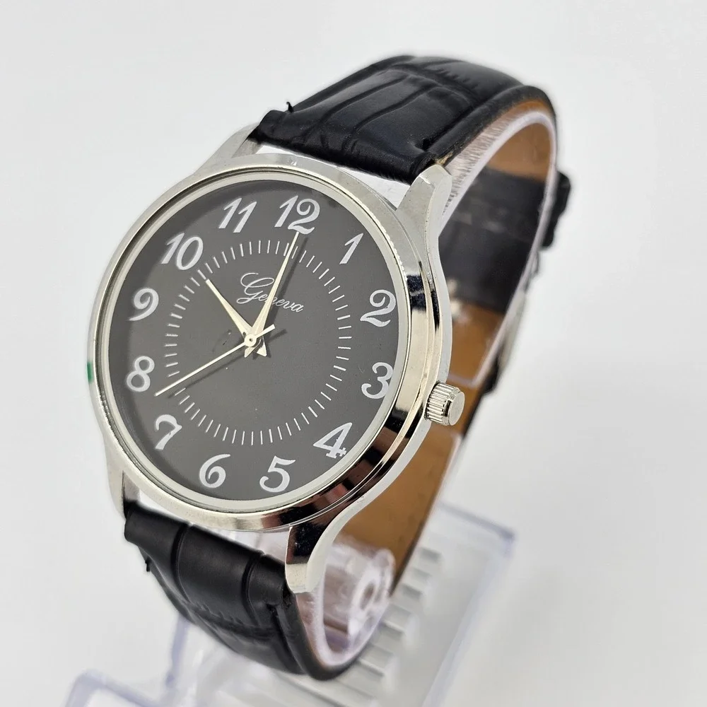 Men Easy Read Watch Analog 40MM Black Dial Black‎ Faux Leather Bands New Battery